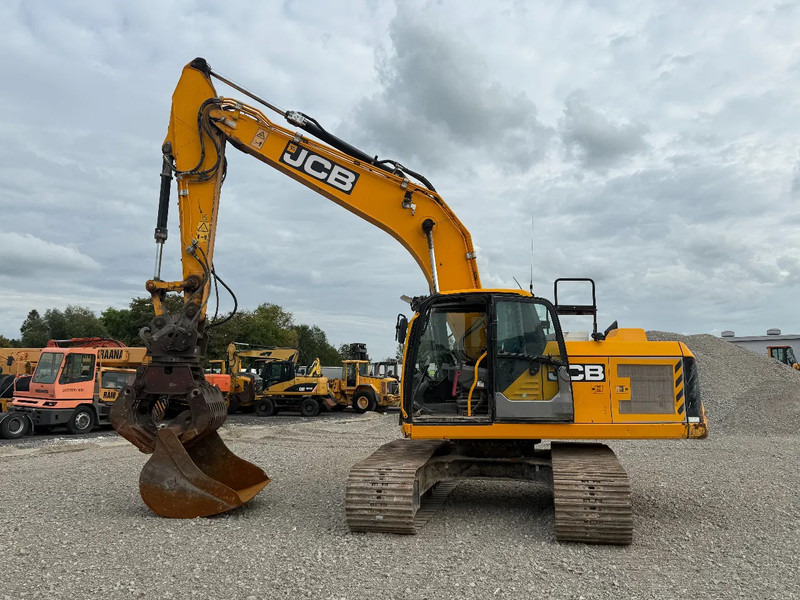 JCB 220 XL 4F WITH BUCKET, SORTING GRAB WITH ROTATOR + €5000,- - Bager guseničar: slika 1 JCB 220 XL 4F WITH BUCKET, SORTING GRAB WITH ROTATOR + €5000,- - Bager guseničar: slika 1