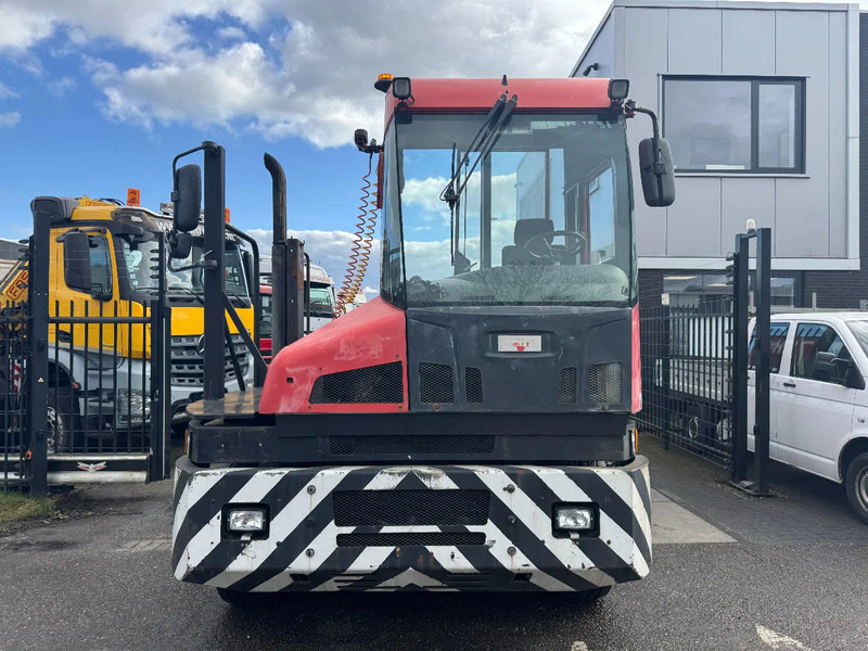 Kalmar TT612D 4X2 - Terminalni traktor: slika 2 Kalmar TT612D 4X2 - Terminalni traktor: slika 2