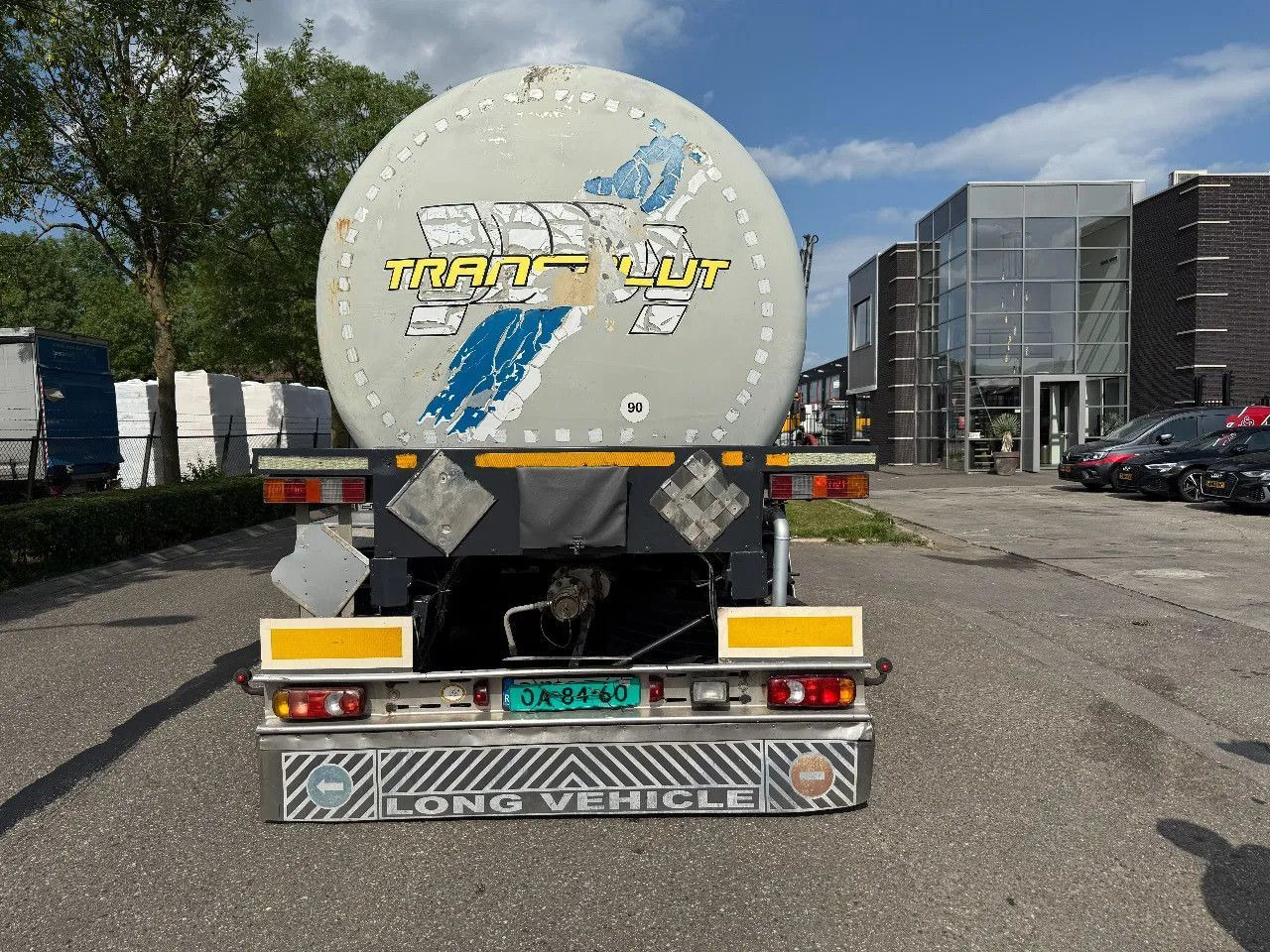 Kässbohrer BITUM - 32000 LITER - 1 COMP. - Poluprikolica cisterna: slika 4 Kässbohrer BITUM - 32000 LITER - 1 COMP. - Poluprikolica cisterna: slika 4