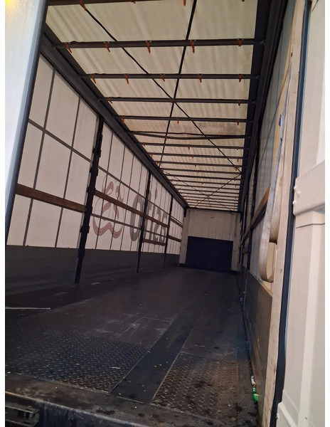 Krone SD - 3 AXLE + ALU BORDEN + SLIDING ROOF - Poluprikolica sa ceradom: slika 5 Krone SD - 3 AXLE + ALU BORDEN + SLIDING ROOF - Poluprikolica sa ceradom: slika 5