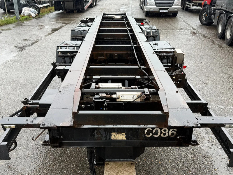 Krone ZZF 18 + DHOLLANDIA LIFT 2.000 KG - Prikolica za prevoz kontejnera/ Prikolica sa promenjivim sandukom: slika 2 Krone ZZF 18 + DHOLLANDIA LIFT 2.000 KG - Prikolica za prevoz kontejnera/ Prikolica sa promenjivim sandukom: slika 2