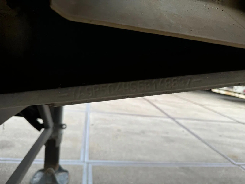 Kwb 2 LIFT + 2 STUURASSEN KENNIS 14000-2 R HYDRAULISCHE - Plato poluprikolica: slika 5 Kwb 2 LIFT + 2 STUURASSEN KENNIS 14000-2 R HYDRAULISCHE - Plato poluprikolica: slika 5