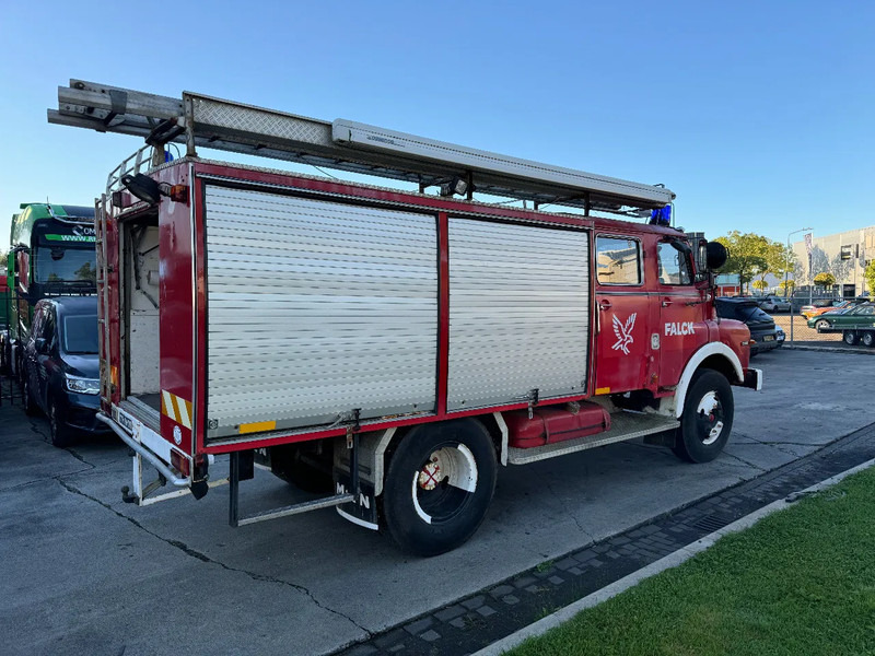 MAN 13 4X2 FIRE TRUCK - Vatrogasni kamion: slika 4 MAN 13 4X2 FIRE TRUCK - Vatrogasni kamion: slika 4