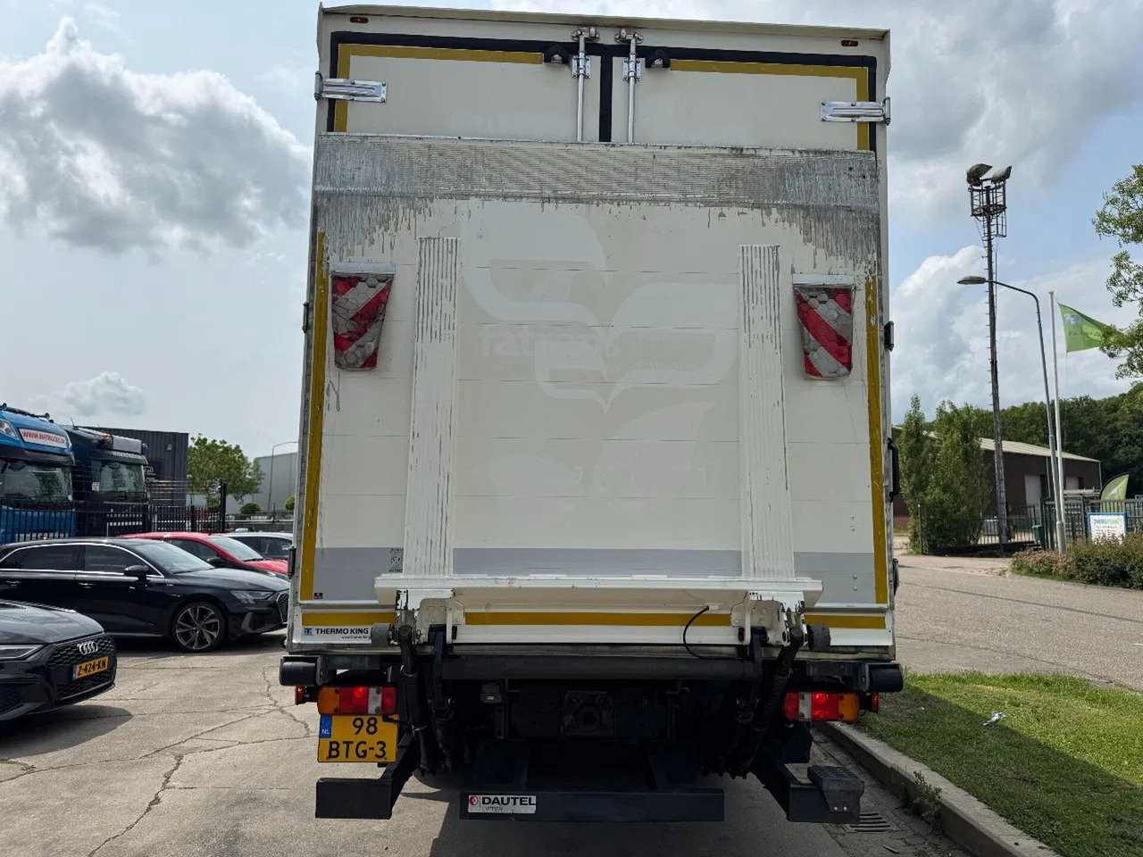 MAN TGS 26.440 6X2 - EURO 6 + THERMKING T-800R + DAU - Hladnjača: slika 5 MAN TGS 26.440 6X2 - EURO 6 + THERMKING T-800R + DAU - Hladnjača: slika 5