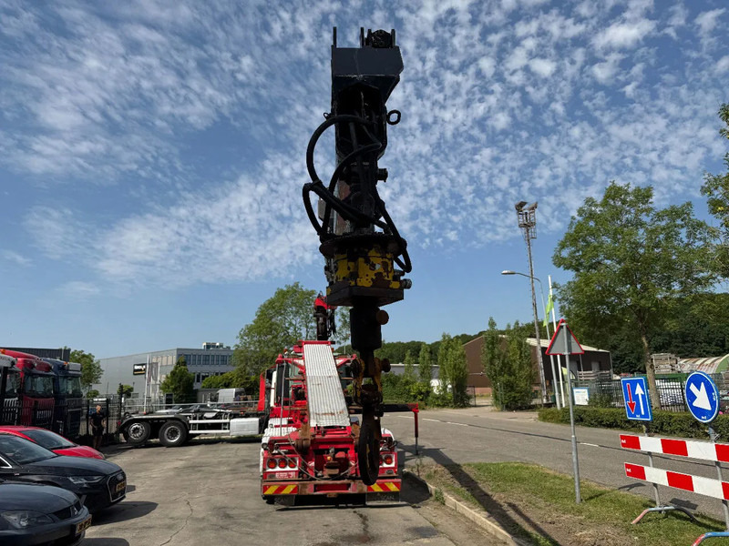 MAN TGS 35.480 8X4 HMF 2420 K5 + HMF ABLE + REMOTE CONTROL - Kamion sa dizalicom: slika 5 MAN TGS 35.480 8X4 HMF 2420 K5 + HMF ABLE + REMOTE CONTROL - Kamion sa dizalicom: slika 5
