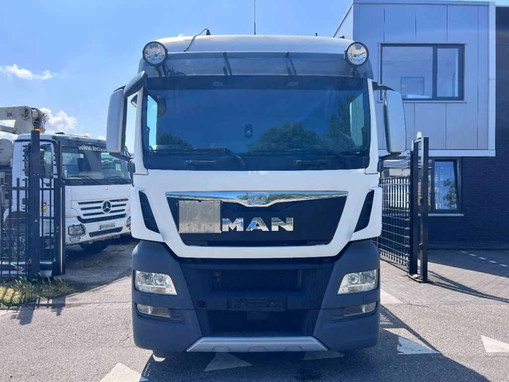 MAN TGX 26.560 6X2 EURO 6 - 11.500L VACUUM CLEANER - - Vakuumska cisterna: slika 2 MAN TGX 26.560 6X2 EURO 6 - 11.500L VACUUM CLEANER - - Vakuumska cisterna: slika 2