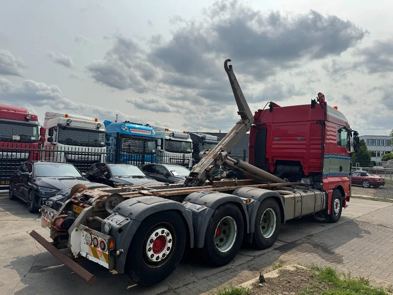 MAN TGX 35.540 - 8X4 - EURO 5 + AJK HOOK + LIFT/STEERING AXLE - Kamion sa hidrauličnom kukom: slika 4 MAN TGX 35.540 - 8X4 - EURO 5 + AJK HOOK + LIFT/STEERING AXLE - Kamion sa hidrauličnom kukom: slika 4