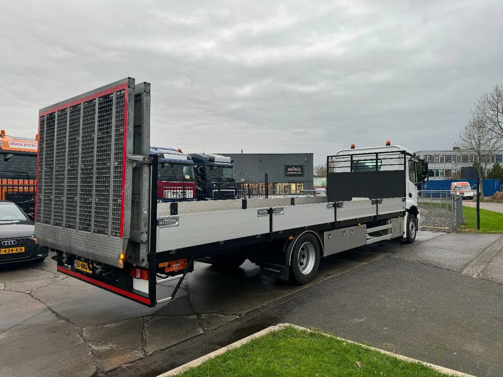 Mercedes-Benz 2027 4X2 DHOLLANDIA 3000 KG EURO 6 + WINCH TÜV T - Šlep vozilo: slika 5 Mercedes-Benz 2027 4X2 DHOLLANDIA 3000 KG EURO 6 + WINCH TÜV T - Šlep vozilo: slika 5