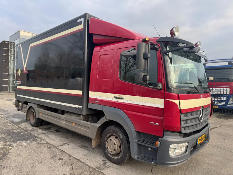 Mercedes-Benz Atego 1016 4X2 - EURO 6 + DHOLLANDIA LIFT - Kamion sa zatvorenim sandukom: slika 3 Mercedes-Benz Atego 1016 4X2 - EURO 6 + DHOLLANDIA LIFT - Kamion sa zatvorenim sandukom: slika 3