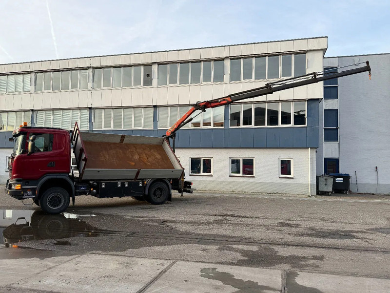 Scania G370 4X4 EURO 6 + 3-SIDE TIPPER + PALFINGER PK9002 + REMOTE - Kamion sa dizalicom: slika 3 Scania G370 4X4 EURO 6 + 3-SIDE TIPPER + PALFINGER PK9002 + REMOTE - Kamion sa dizalicom: slika 3