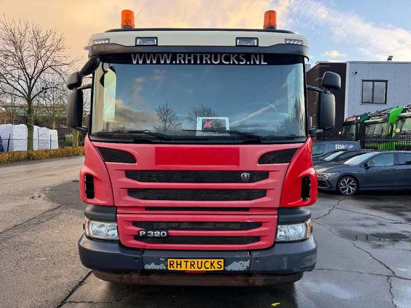 Scania P320 6X2 - EURO 6 + HIAB XS 144 HIPRO + REMOTE + HIAB HOOK + RETARDER - Kamion sa dizalicom: slika 3 Scania P320 6X2 - EURO 6 + HIAB XS 144 HIPRO + REMOTE + HIAB HOOK + RETARDER - Kamion sa dizalicom: slika 3