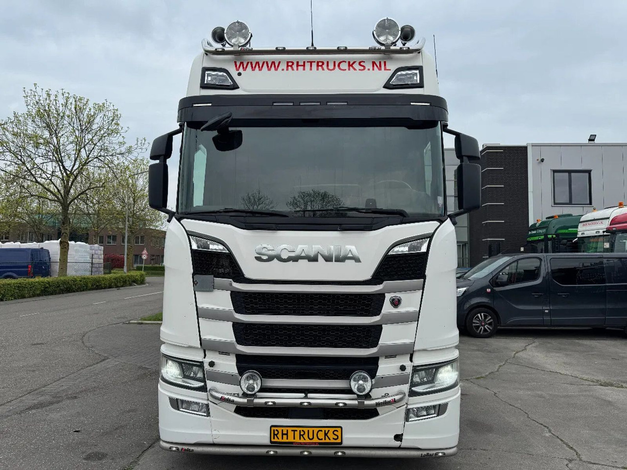 Scania R650 V8 6X4 - EURO 6 + THERMOKING - Hladnjača: slika 2 Scania R650 V8 6X4 - EURO 6 + THERMOKING - Hladnjača: slika 2