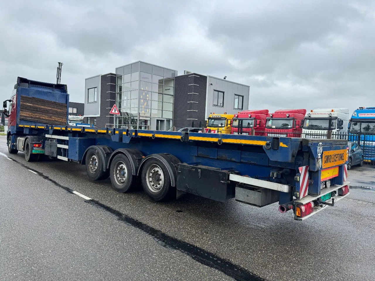 Schmidt HAGEN 3 AXLE + LIFTING AXLE - Plato poluprikolica: slika 5 Schmidt HAGEN 3 AXLE + LIFTING AXLE - Plato poluprikolica: slika 5