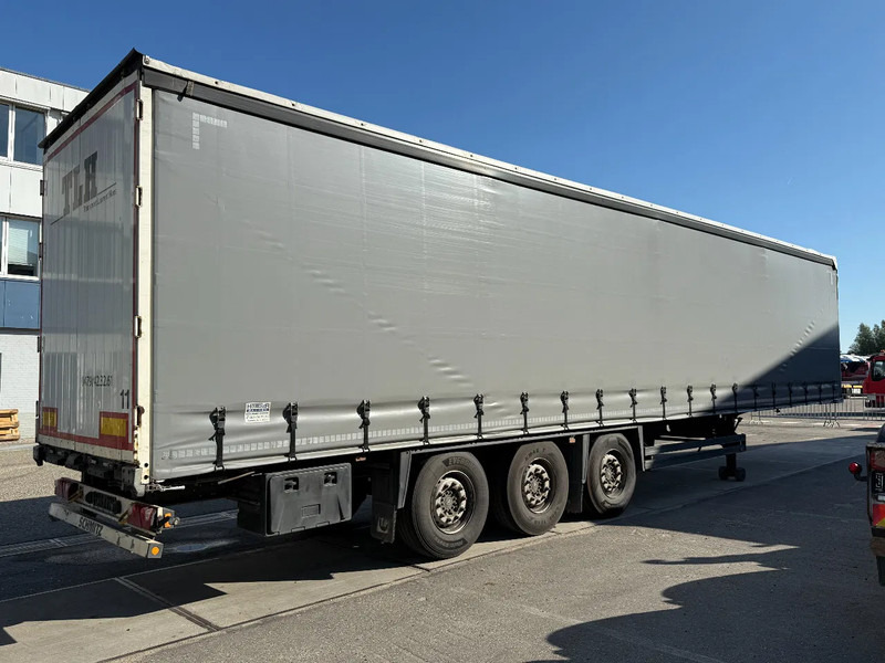 Schmitz Cargobull 3 AXLE + COIL - DISC BRAKES + SLIDING ROOF - Poluprikolica sa ceradom: slika 3 Schmitz Cargobull 3 AXLE + COIL - DISC BRAKES + SLIDING ROOF - Poluprikolica sa ceradom: slika 3