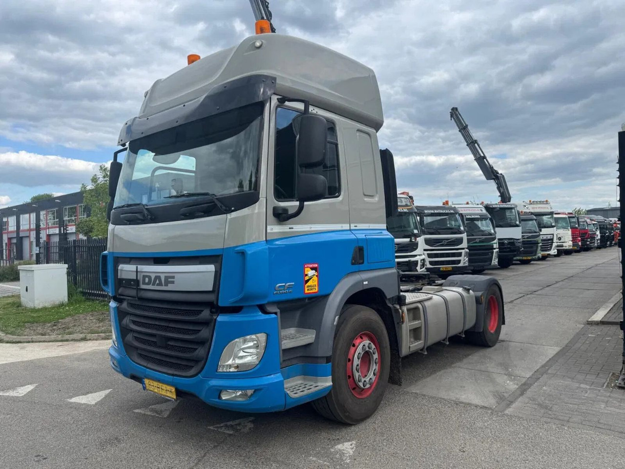 DAF CF 440 4X2 - EURO 6 + TÜV 12-2025 - Tegljač: slika 1 DAF CF 440 4X2 - EURO 6 + TÜV 12-2025 - Tegljač: slika 1