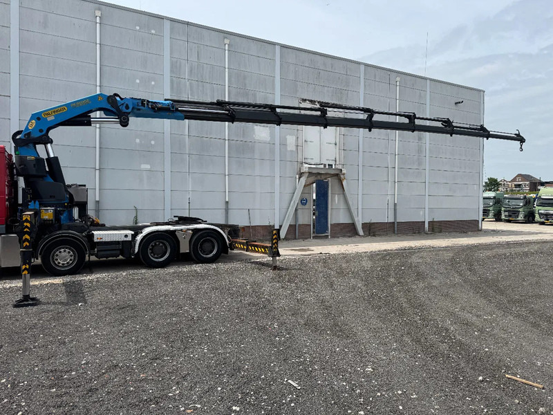 DAF XF 105.460 8X4 PALFINGER PK78002+ REMOTE CONTROL HUB REDUCTION TÜV TILL 03-2026 - Tegljač: slika 3 DAF XF 105.460 8X4 PALFINGER PK78002+ REMOTE CONTROL HUB REDUCTION TÜV TILL 03-2026 - Tegljač: slika 3