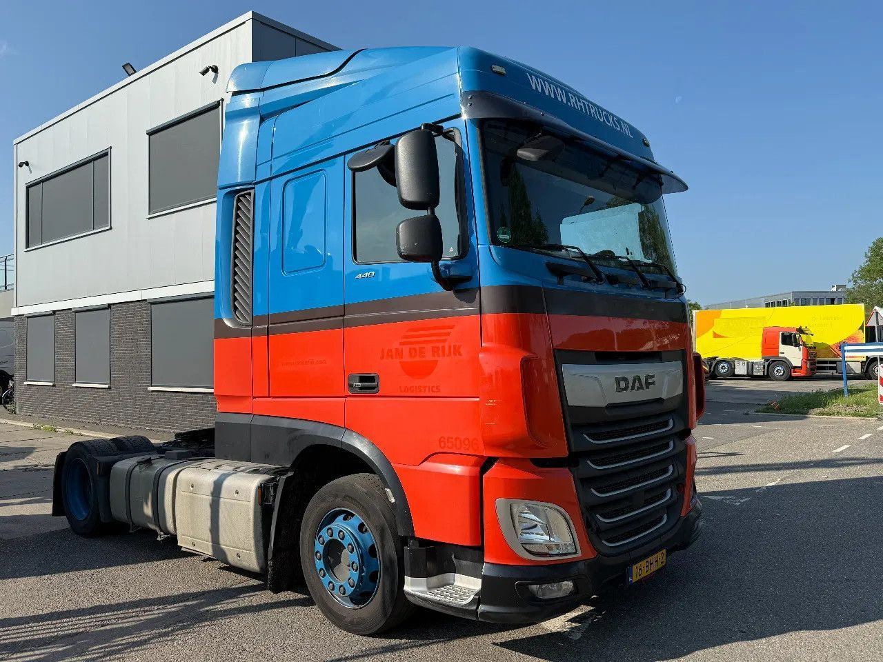 DAF XF 440 4X2 ENGINE RUNNING BUT TICKING! - Tegljač: slika 5 DAF XF 440 4X2 ENGINE RUNNING BUT TICKING! - Tegljač: slika 5
