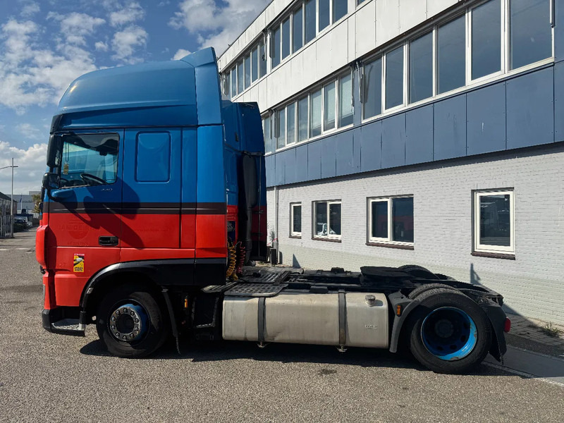 DAF XF 440 4X2 EURO 6 MEGA - Tegljač: slika 4 DAF XF 440 4X2 EURO 6 MEGA - Tegljač: slika 4