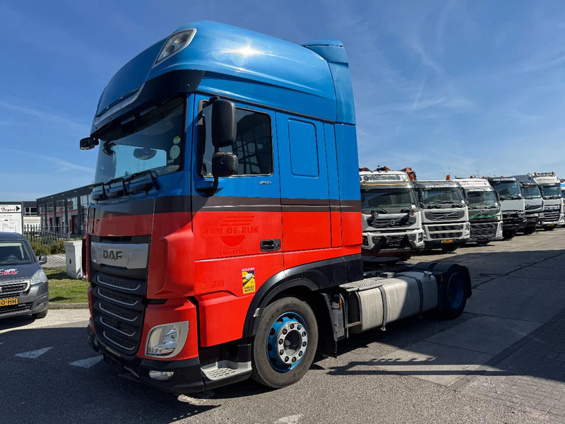 DAF XF 450 4X2 EURO 6 MEGA - Tegljač: slika 1 DAF XF 450 4X2 EURO 6 MEGA - Tegljač: slika 1