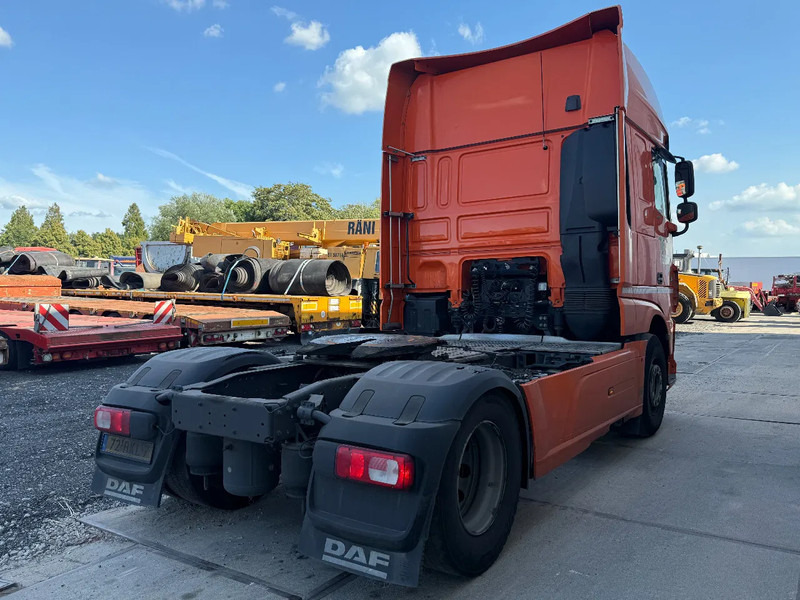 DAF XF 450 4X2 EURO 6 SKIRTS STANDKLIMA - Tegljač: slika 4 DAF XF 450 4X2 EURO 6 SKIRTS STANDKLIMA - Tegljač: slika 4