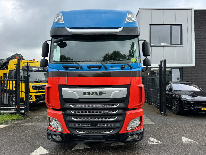 DAF XF 450 4X2 LOW DECK EURO 6 - Tegljač: slika 2 DAF XF 450 4X2 LOW DECK EURO 6 - Tegljač: slika 2