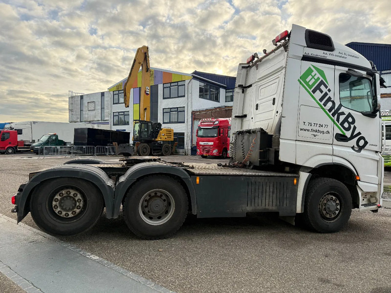 Mercedes-Benz Arocs 2553 6X4H + TIPPER HYDRAULICS - Tegljač: slika 4 Mercedes-Benz Arocs 2553 6X4H + TIPPER HYDRAULICS - Tegljač: slika 4