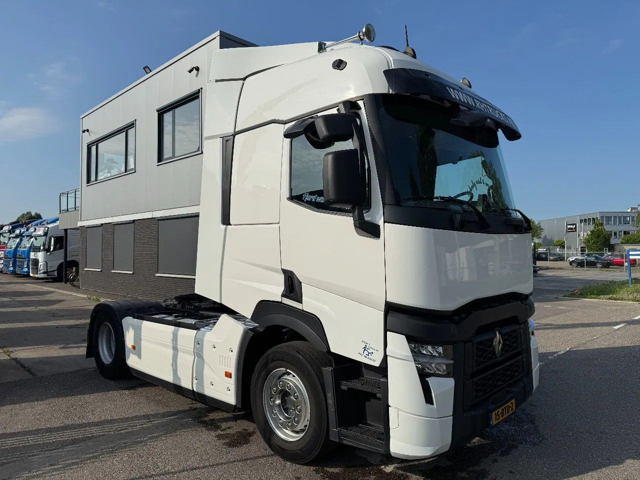 Renault T440 - 13-LITER ENGINE! - EURO 6 SKIRTS SPOILER - Tegljač: slika 4 Renault T440 - 13-LITER ENGINE! - EURO 6 SKIRTS SPOILER - Tegljač: slika 4