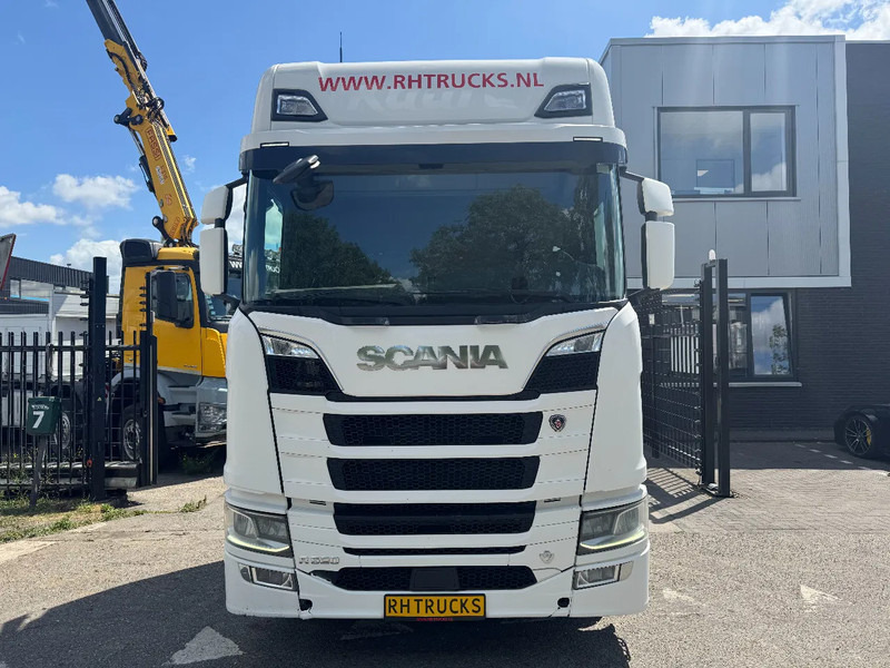 Scania R520 V8 NGS 6X4 EURO 6 - Tegljač: slika 2 Scania R520 V8 NGS 6X4 EURO 6 - Tegljač: slika 2