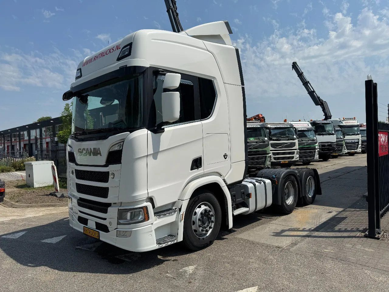 Scania R580 V8 NGS 6X4 EURO 6 RETARDER - Tegljač: slika 1 Scania R580 V8 NGS 6X4 EURO 6 RETARDER - Tegljač: slika 1
