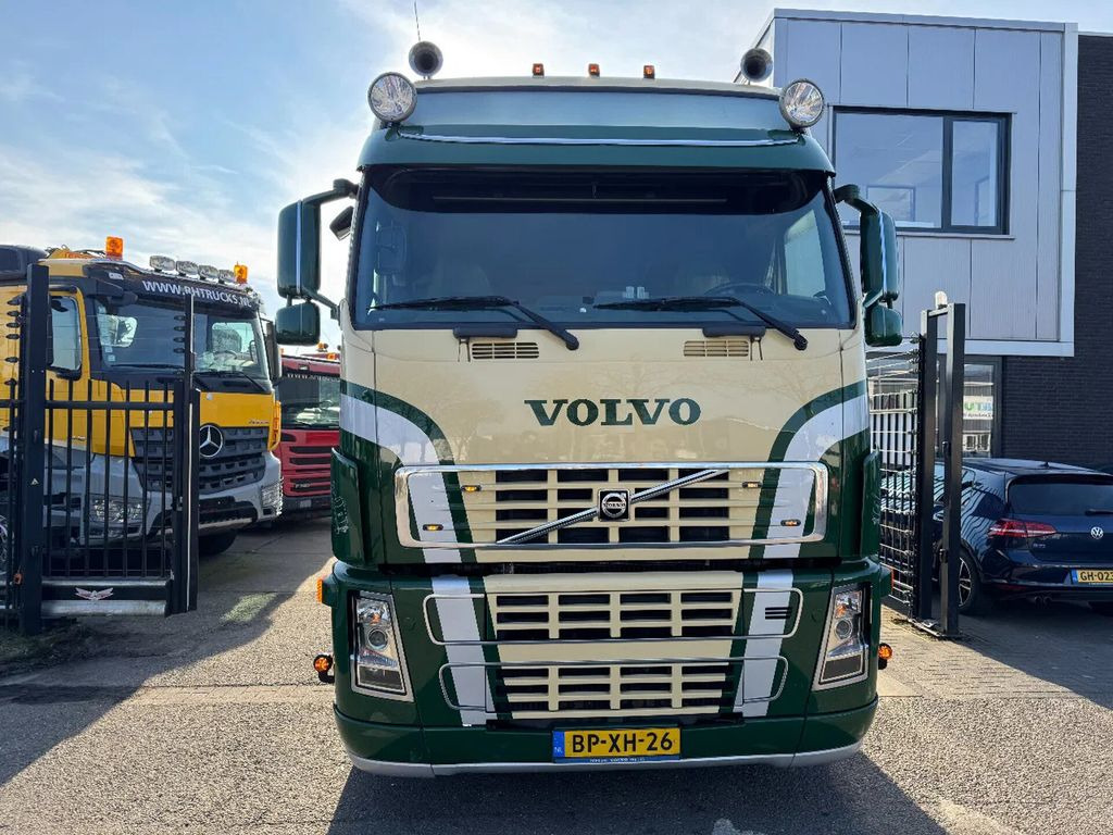 Volvo FH 16.550 4X2 - EURO 3 + FULL SPOILER + MANUAL G - Tegljač: slika 2 Volvo FH 16.550 4X2 - EURO 3 + FULL SPOILER + MANUAL G - Tegljač: slika 2