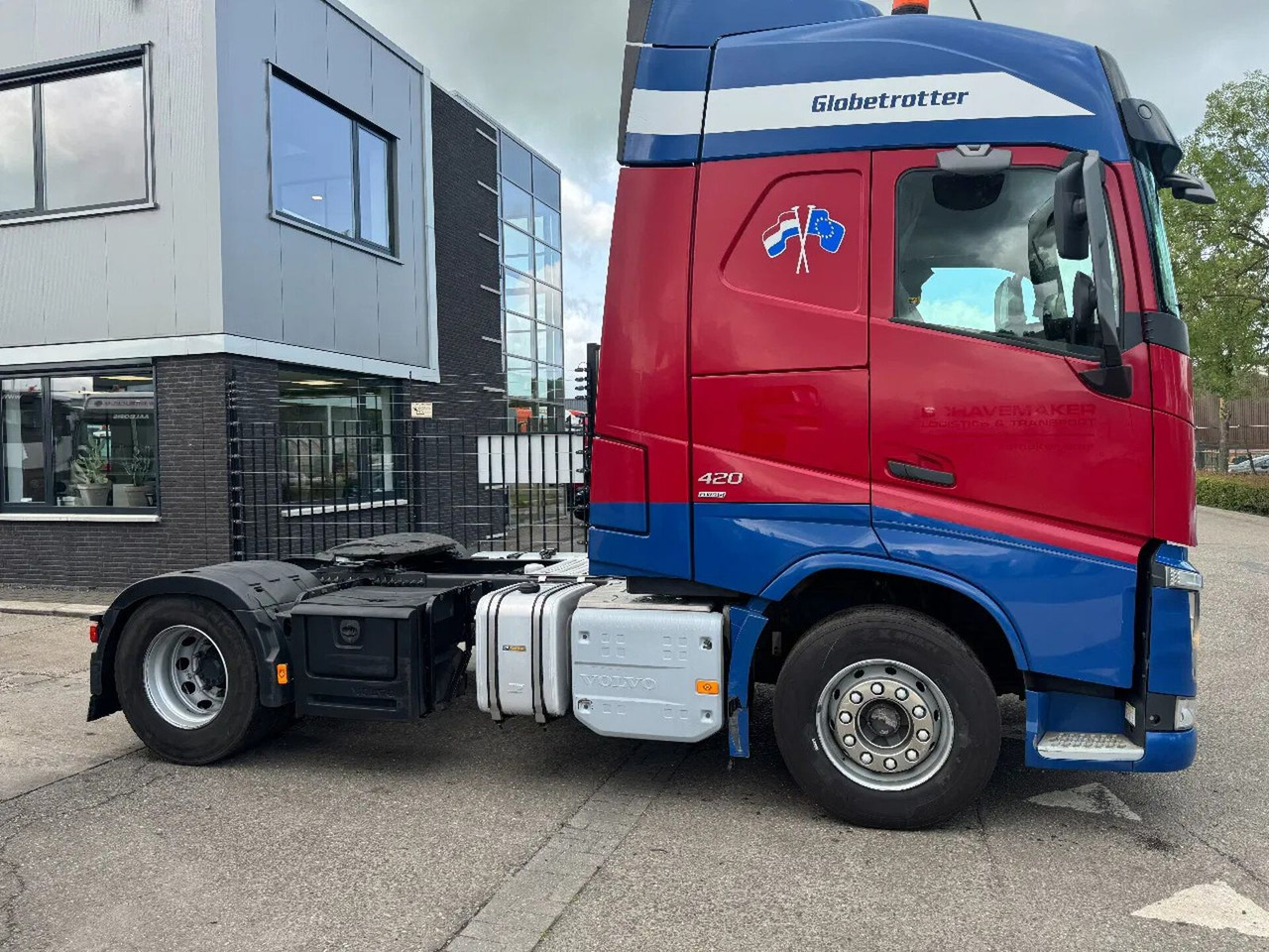 Volvo FH 420 4X2 SPOILERS STANDKLIMA EURO 6 2017 - Tegljač: slika 4 Volvo FH 420 4X2 SPOILERS STANDKLIMA EURO 6 2017 - Tegljač: slika 4