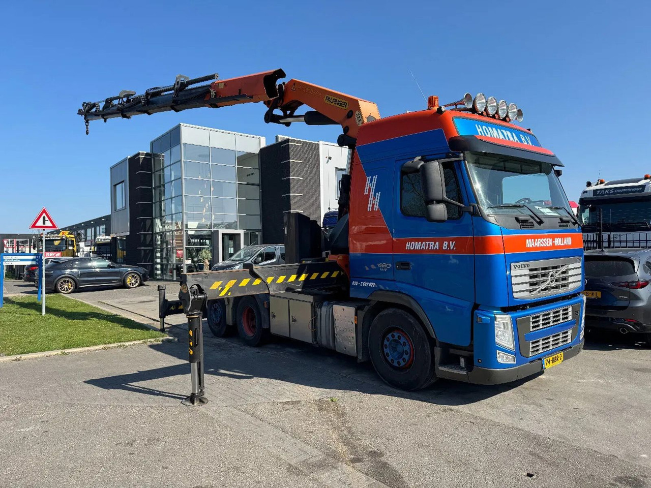 Volvo FH 460 6X2 PALFINGER PK53002 + REMOTE CONTROL EU - Tegljač: slika 2 Volvo FH 460 6X2 PALFINGER PK53002 + REMOTE CONTROL EU - Tegljač: slika 2