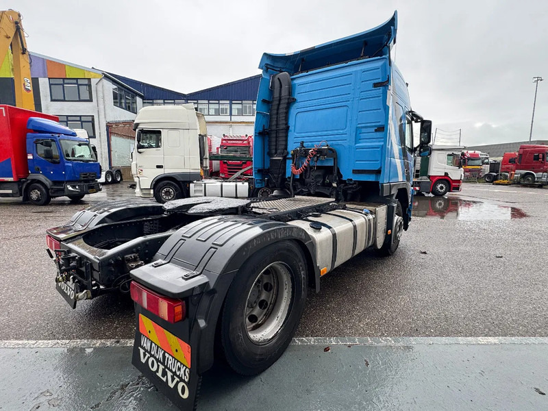 Volvo FM 330 4X2 EURO 5 ONLY 519.822 KM SPOILERS HOLLAND TRUCK - Tegljač: slika 4 Volvo FM 330 4X2 EURO 5 ONLY 519.822 KM SPOILERS HOLLAND TRUCK - Tegljač: slika 4