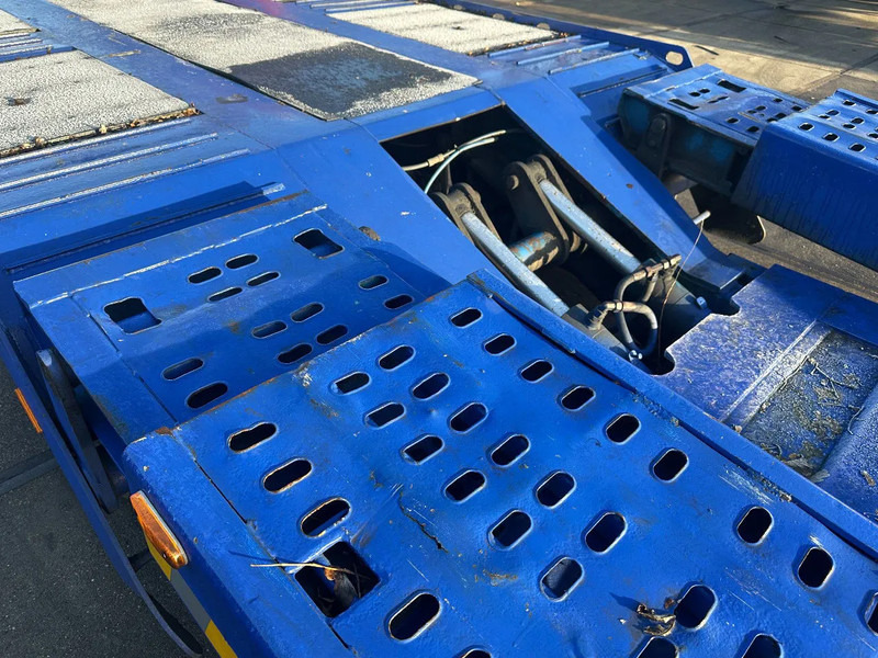 Poluprikolica za prevoz automobila VS MONT 3 TRUCKS + WINCH: slika 11 Poluprikolica za prevoz automobila VS MONT 3 TRUCKS + WINCH: slika 11