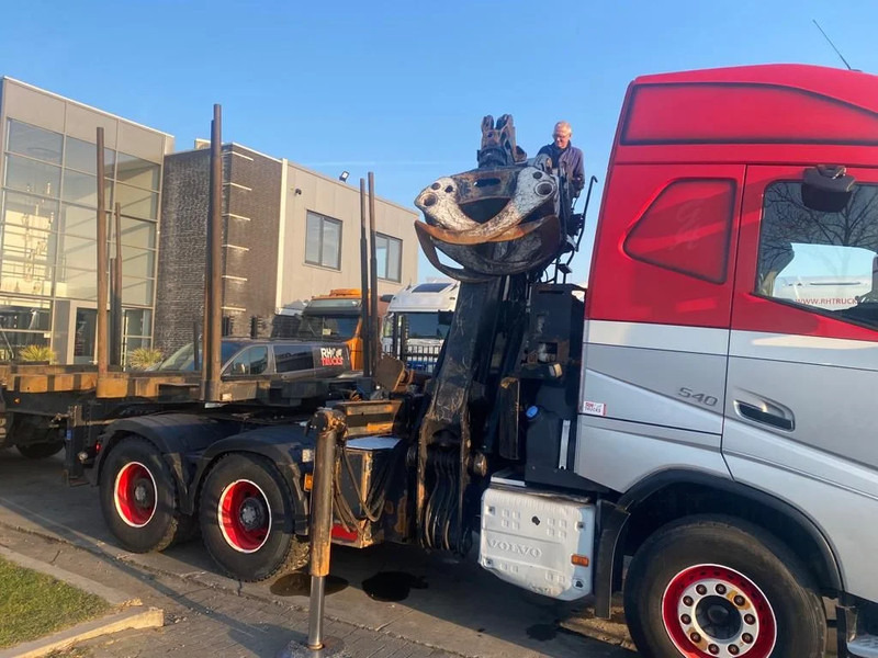 Šticar, Kamion sa dizalicom Volvo FH 540 6X4 EURO 6 + EPSILON S260Z96 + TRAILER 4 AXLE DOLL: slika 11