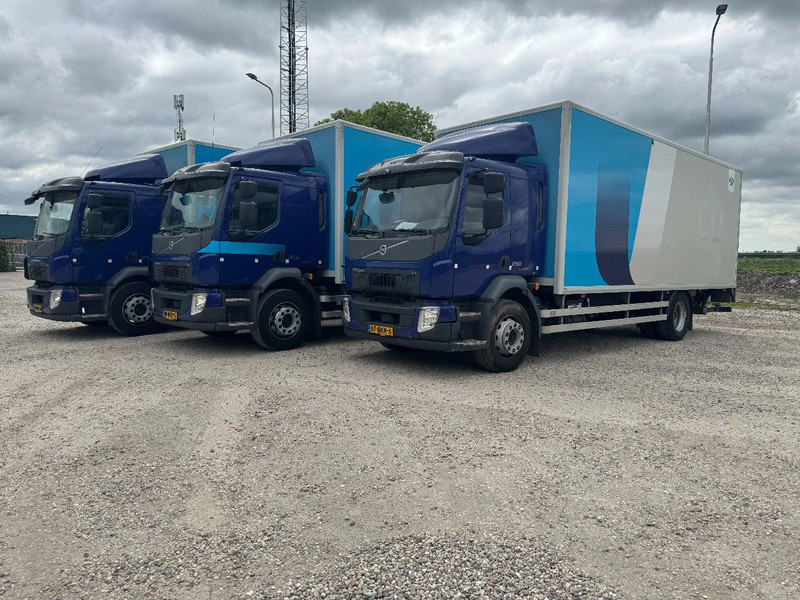 Volvo FL 250 4X2 3 UNITS CARGO LOCK + DHOLLANDIA LIFT TÜV TILL 03-2026 - Kamion sa zatvorenim sandukom: slika 1 Volvo FL 250 4X2 3 UNITS CARGO LOCK + DHOLLANDIA LIFT TÜV TILL 03-2026 - Kamion sa zatvorenim sandukom: slika 1