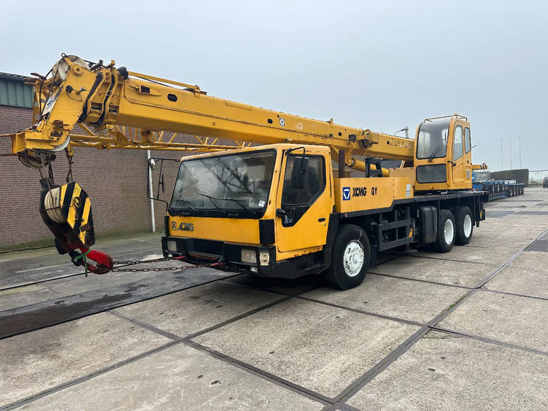 XCMG QY20B.5 6X6 FULL STEEL - Pokretni kran: slika 2 XCMG QY20B.5 6X6 FULL STEEL - Pokretni kran: slika 2