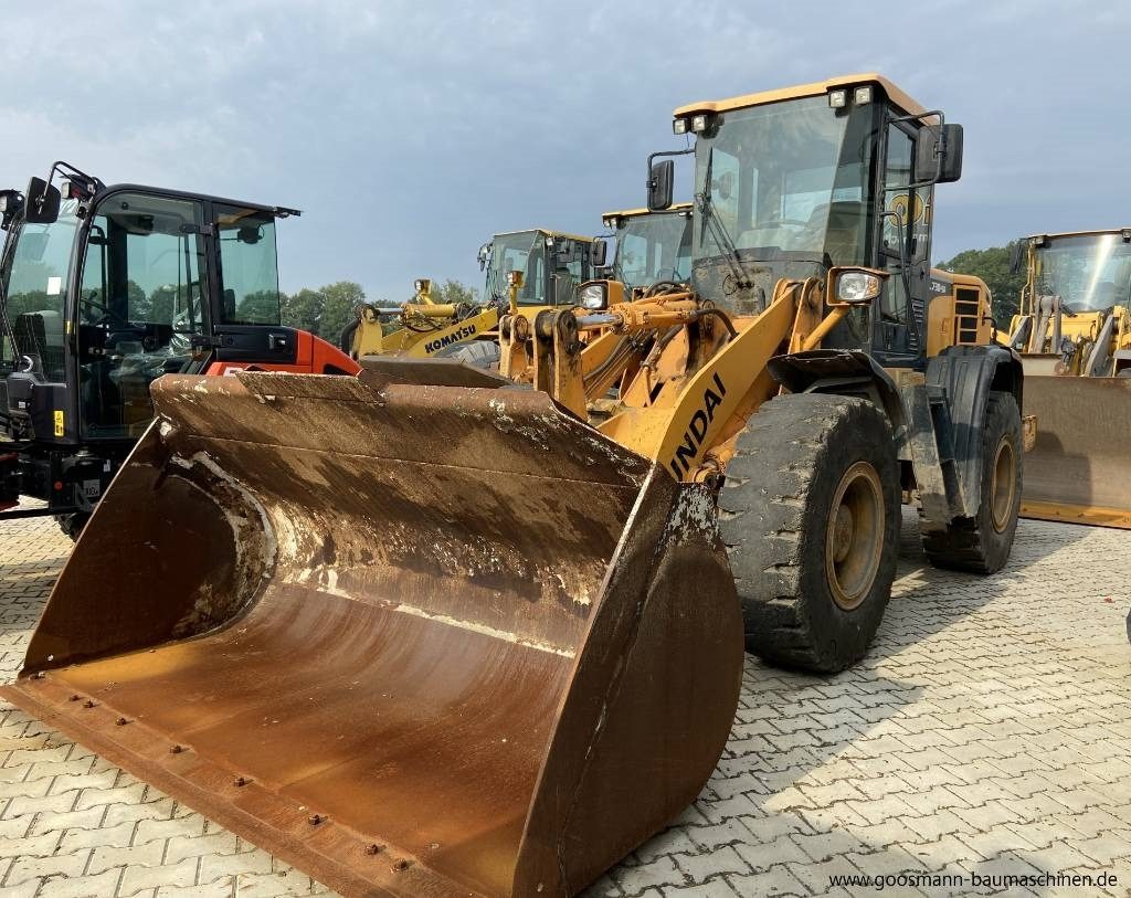 Hyundai HL 730-9 A - Utovarivač točkaš: slika 1 Hyundai HL 730-9 A - Utovarivač točkaš: slika 1