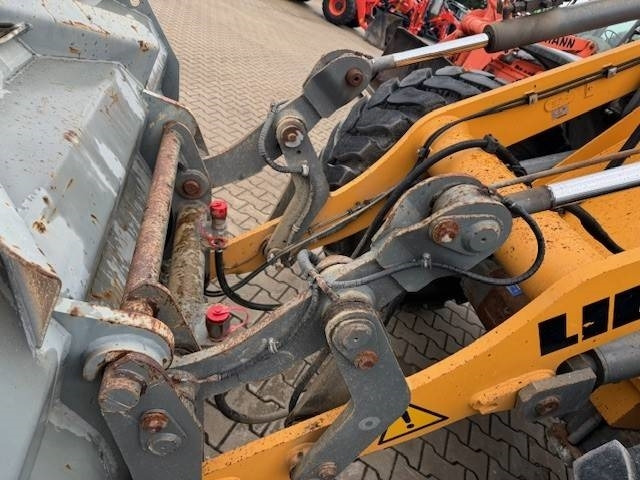 LIEBHERR L 514 - Utovarivač točkaš: slika 3 LIEBHERR L 514 - Utovarivač točkaš: slika 3