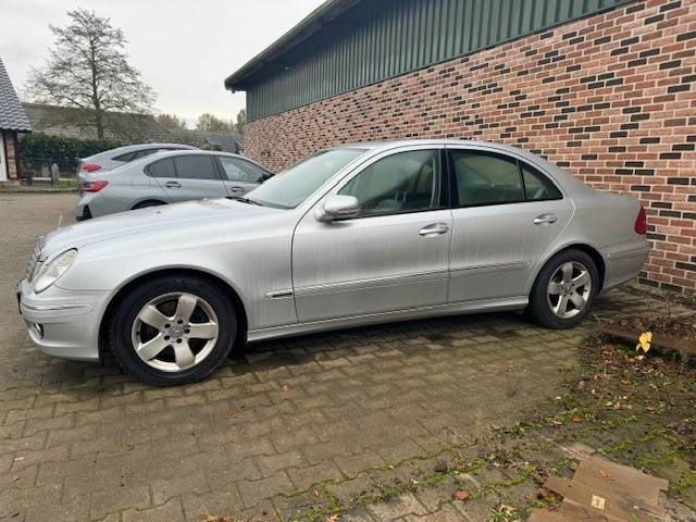 Mercedes-Benz E 280 CDI 4Matic - Automobil: slika 4 Mercedes-Benz E 280 CDI 4Matic - Automobil: slika 4