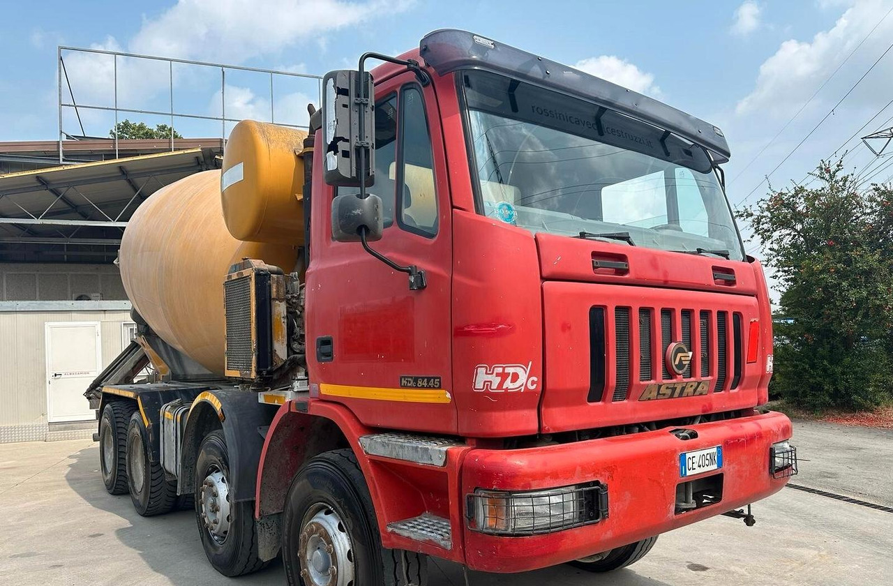 Autobetoniera Astra HD7 45 - Mikser za beton: slika 1 Autobetoniera Astra HD7 45 - Mikser za beton: slika 1