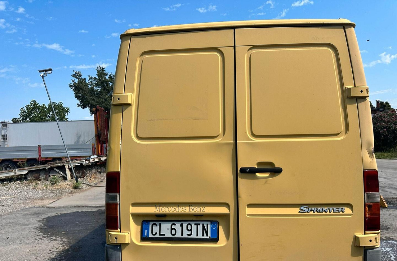 Furgone Mercedes Sprinter 211 - Furgon: slika 5 Furgone Mercedes Sprinter 211 - Furgon: slika 5