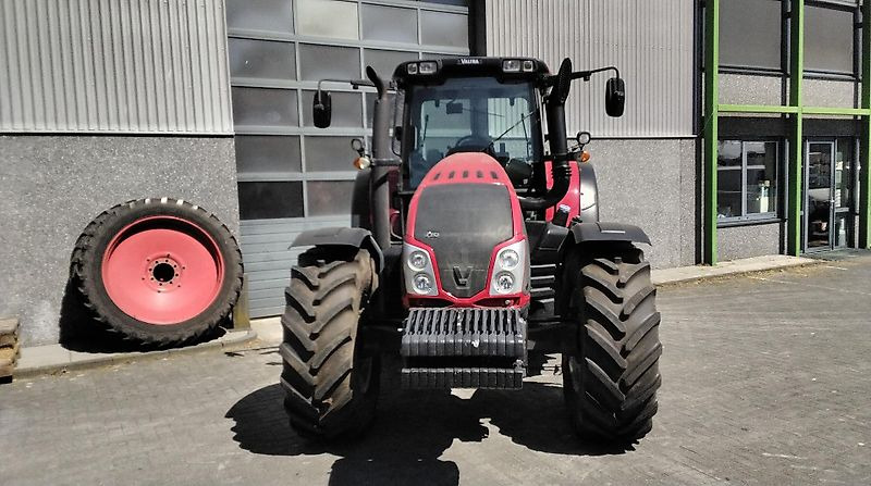 Valtra T153 Versu - Traktor: slika 2 Valtra T153 Versu - Traktor: slika 2