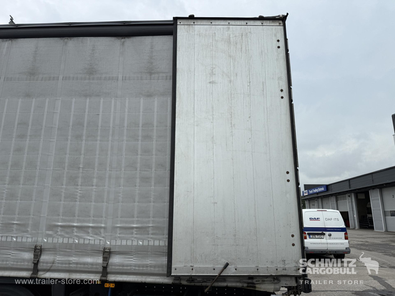 SCHMITZ Curtainsider Standard SCHMITZ Curtainsider Standard: slika 13 SCHMITZ Curtainsider Standard SCHMITZ Curtainsider Standard: slika 13