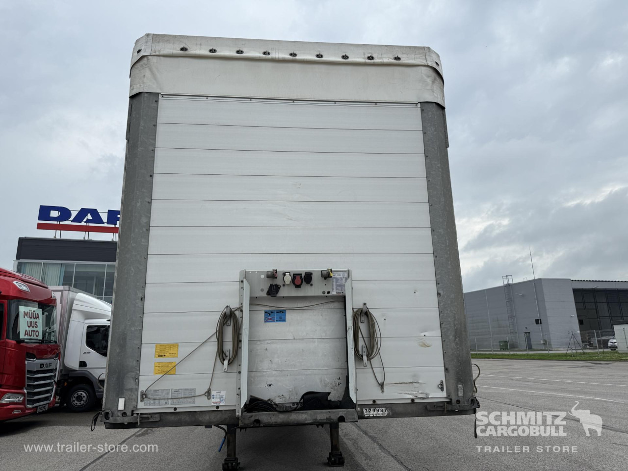 SCHMITZ Curtainsider Standard SCHMITZ Curtainsider Standard: slika 11 SCHMITZ Curtainsider Standard SCHMITZ Curtainsider Standard: slika 11
