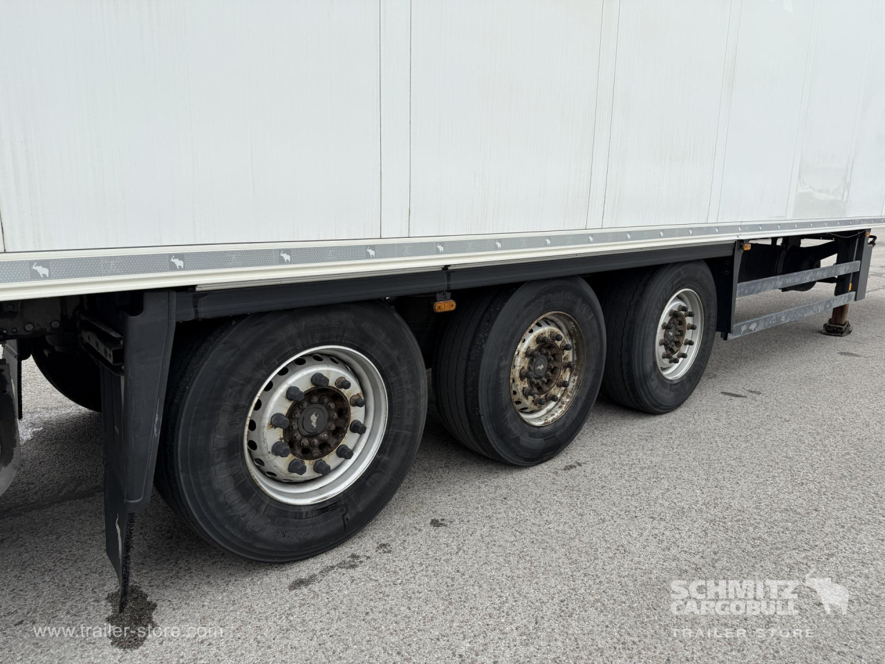 SCHMITZ Reefer Standard Double deck - Izotermička poluprikolica: slika 2 SCHMITZ Reefer Standard Double deck - Izotermička poluprikolica: slika 2