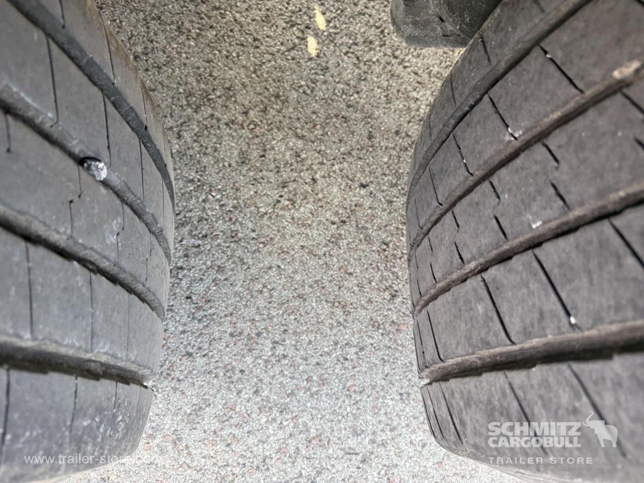 SCHMITZ Reefer Standard Double deck - Izotermička poluprikolica: slika 5 SCHMITZ Reefer Standard Double deck - Izotermička poluprikolica: slika 5