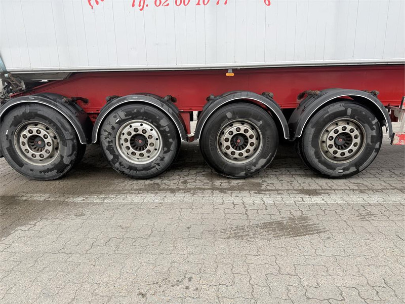 Benalu 35 m³ - Poluprikolica istovarivača: slika 4 Benalu 35 m³ - Poluprikolica istovarivača: slika 4