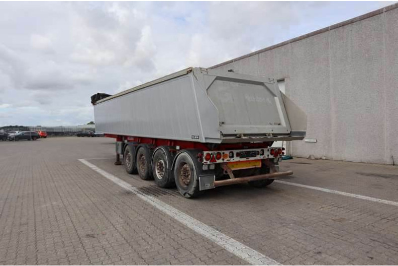KEL-BERG 4-axle Tipper/Kipper/Tiptrailer 37 m³ - Poluprikolica istovarivača: slika 4 KEL-BERG 4-axle Tipper/Kipper/Tiptrailer 37 m³ - Poluprikolica istovarivača: slika 4