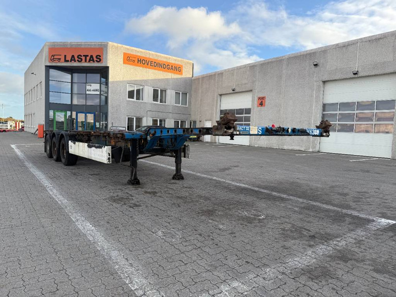 Krone Container chassis / Container-Fahrgestell / - Poluprikolica za prevoz kontejnera/ Poluprikolica sa promenjivim sandukom: slika 1 Krone Container chassis / Container-Fahrgestell / - Poluprikolica za prevoz kontejnera/ Poluprikolica sa promenjivim sandukom: slika 1